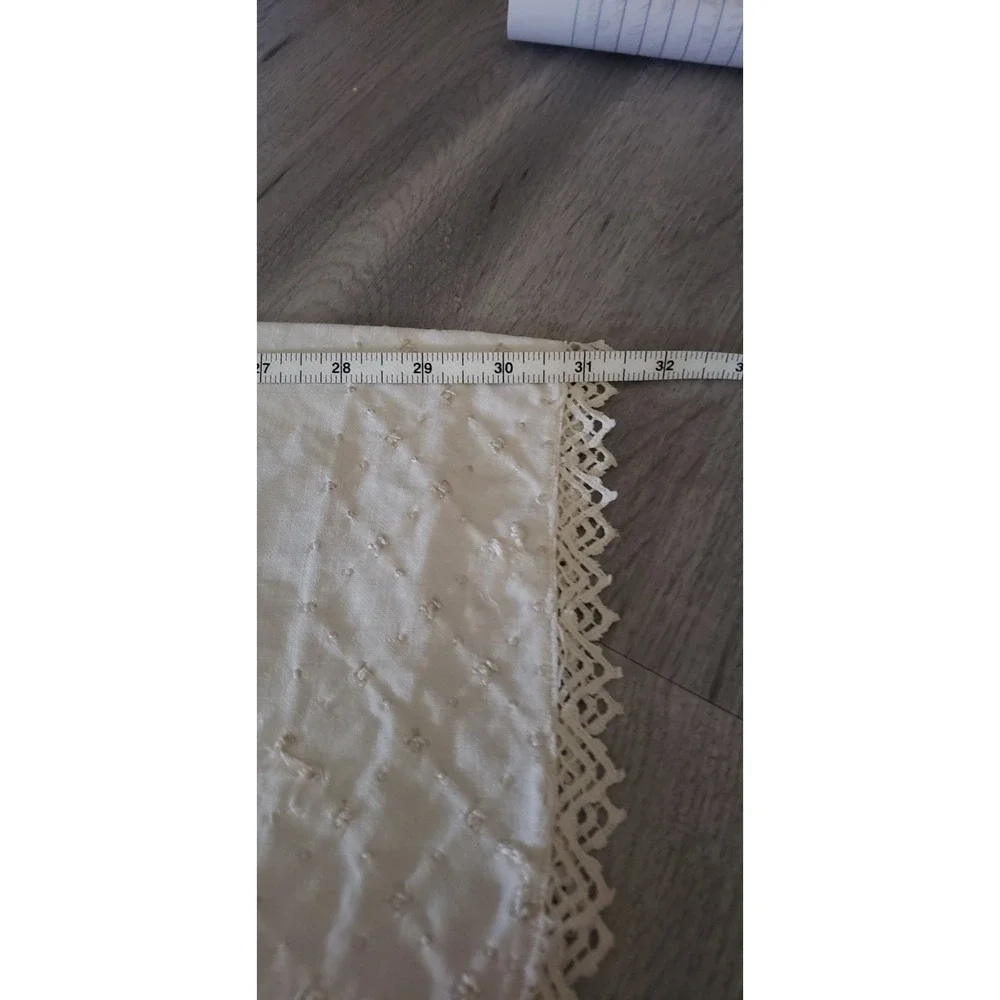 Vintage White Floral Embroidered Linen Table Runner Lace Trim Dresser Scarf